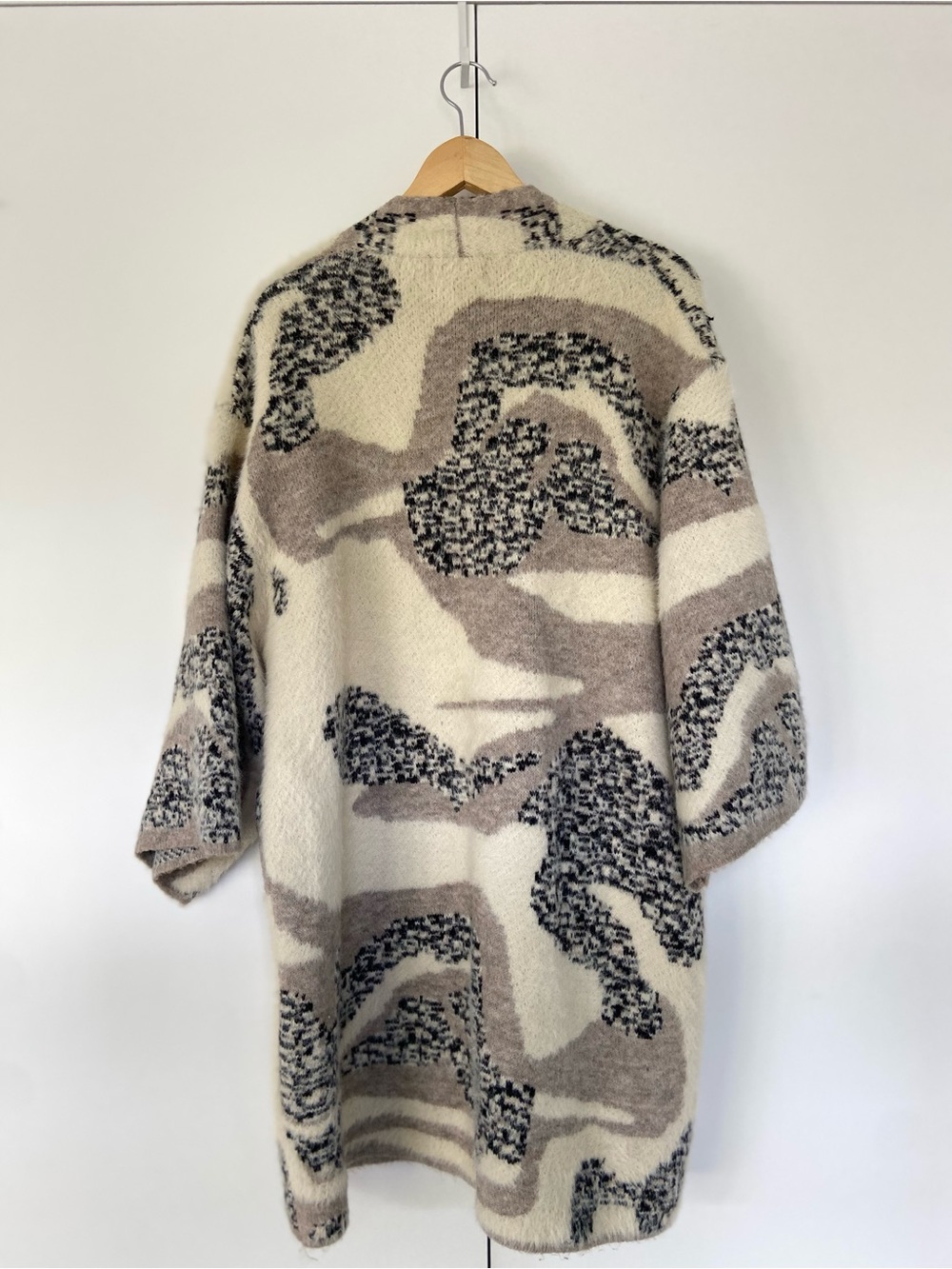 Anthropologie SATURDAY SUNDAY Winter’s Walk Fuzzy Kimono Open Cardigan One Size - Picture 3 of 8